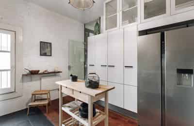 Zuheros, Barcelona - Barcelona, Spain - Amenities