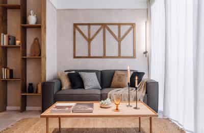 Bedroom?w=400&h=260&fit=crop&q=40&auto=format&trim=auto