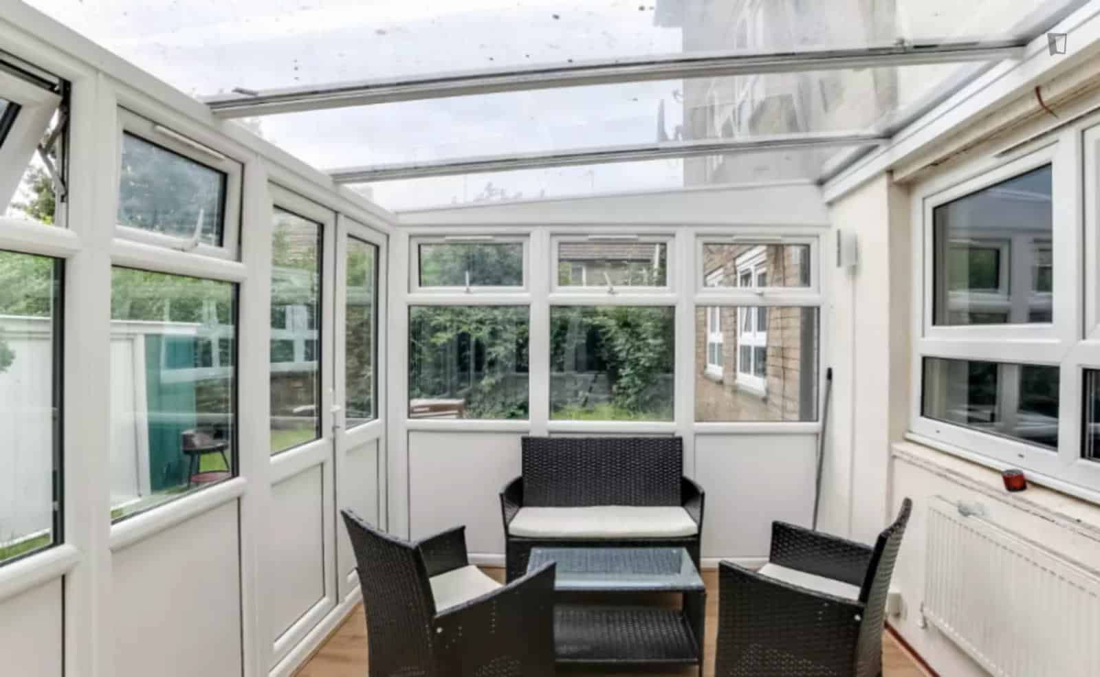 2 BR Next To Stratford Park, London - London, England, United Kingdom - Common Area