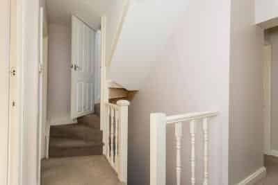 Room in a 6 Bedroom Apartment, Evesham Way, Ilford IG6 0EJ (Flat 1) - London, England, United Kingdom - Double Bedroom In 6 Bedroom 2 Bathroom Apartment - Amenities