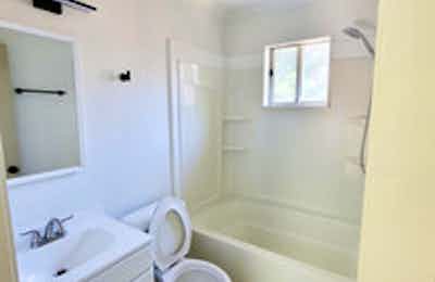 2 Bed 1.5 Bath - Bathroom