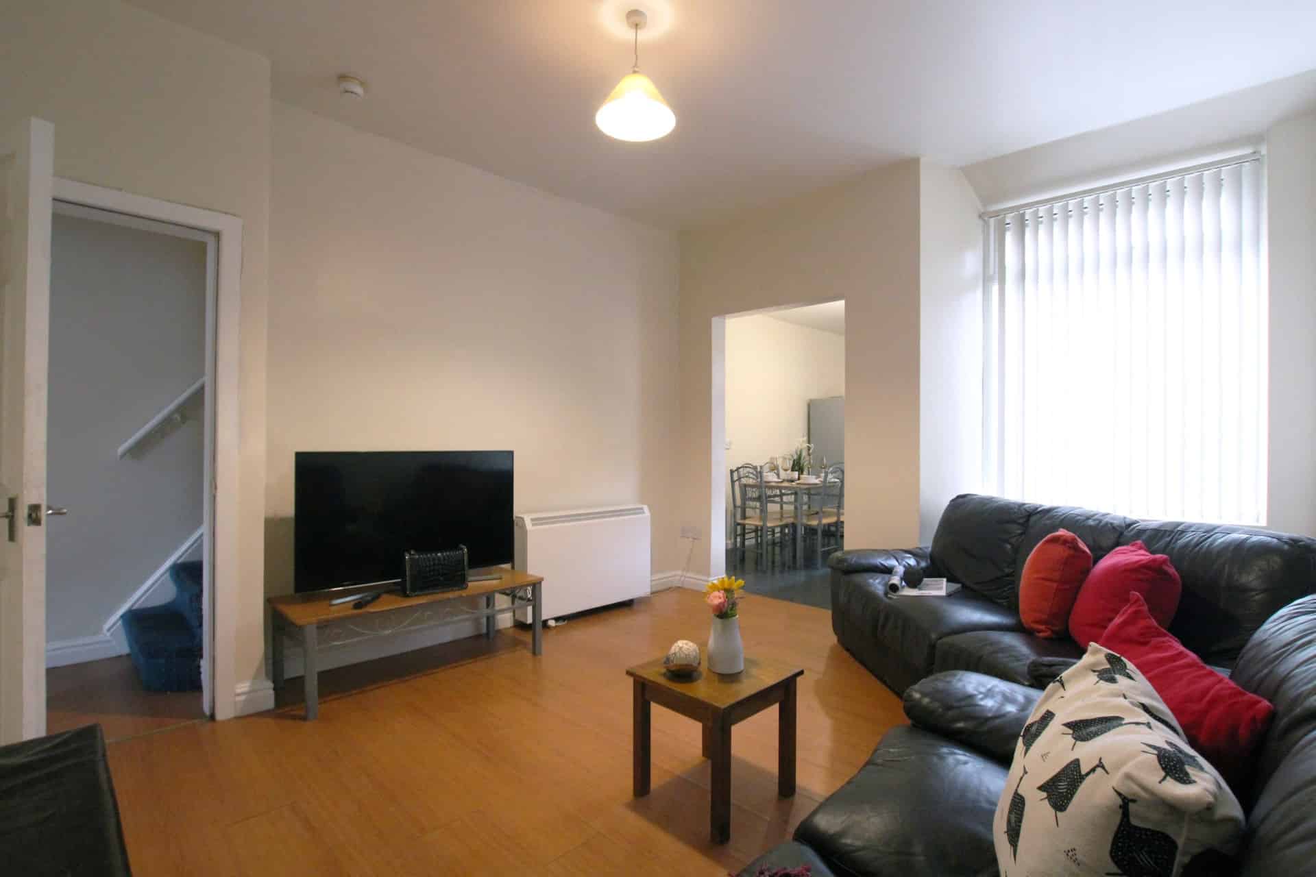 Ruskin Avenue M14, Manchester - Manchester, England, United Kingdom - Common Area