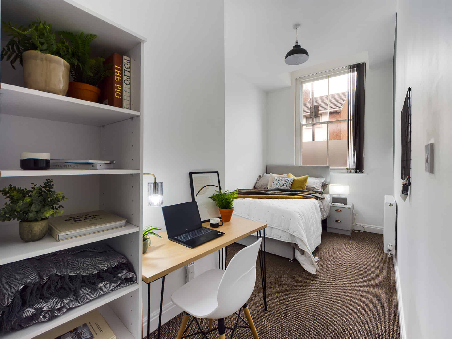 6 Bedroom 2 Bathroom Apartment - Kitchen?w=400&h=260&fit=crop&q=40&auto=format&trim=auto