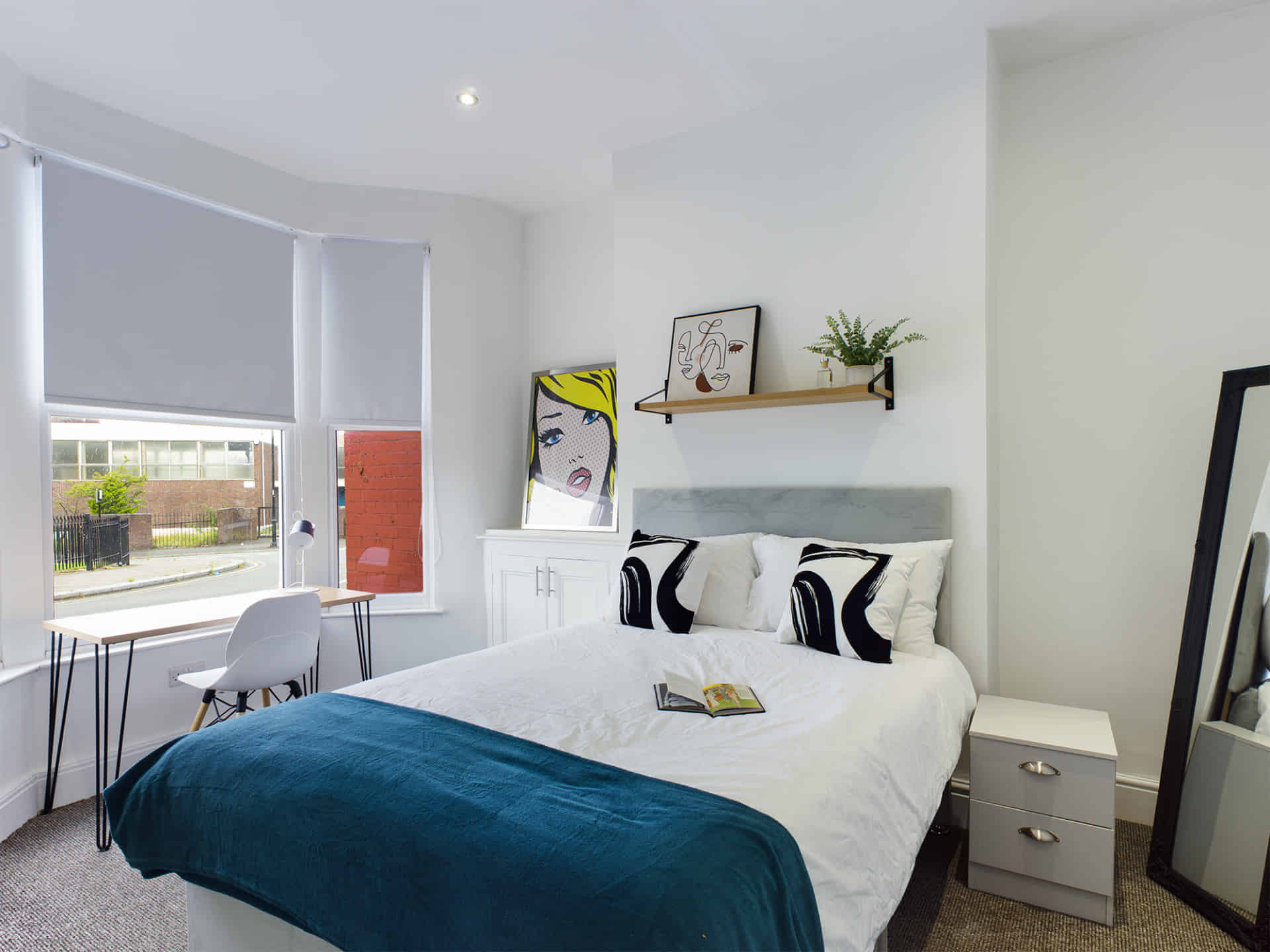 9 Bedrooms Apartment - Kitchen?w=400&h=260&fit=crop&q=40&auto=format&trim=auto