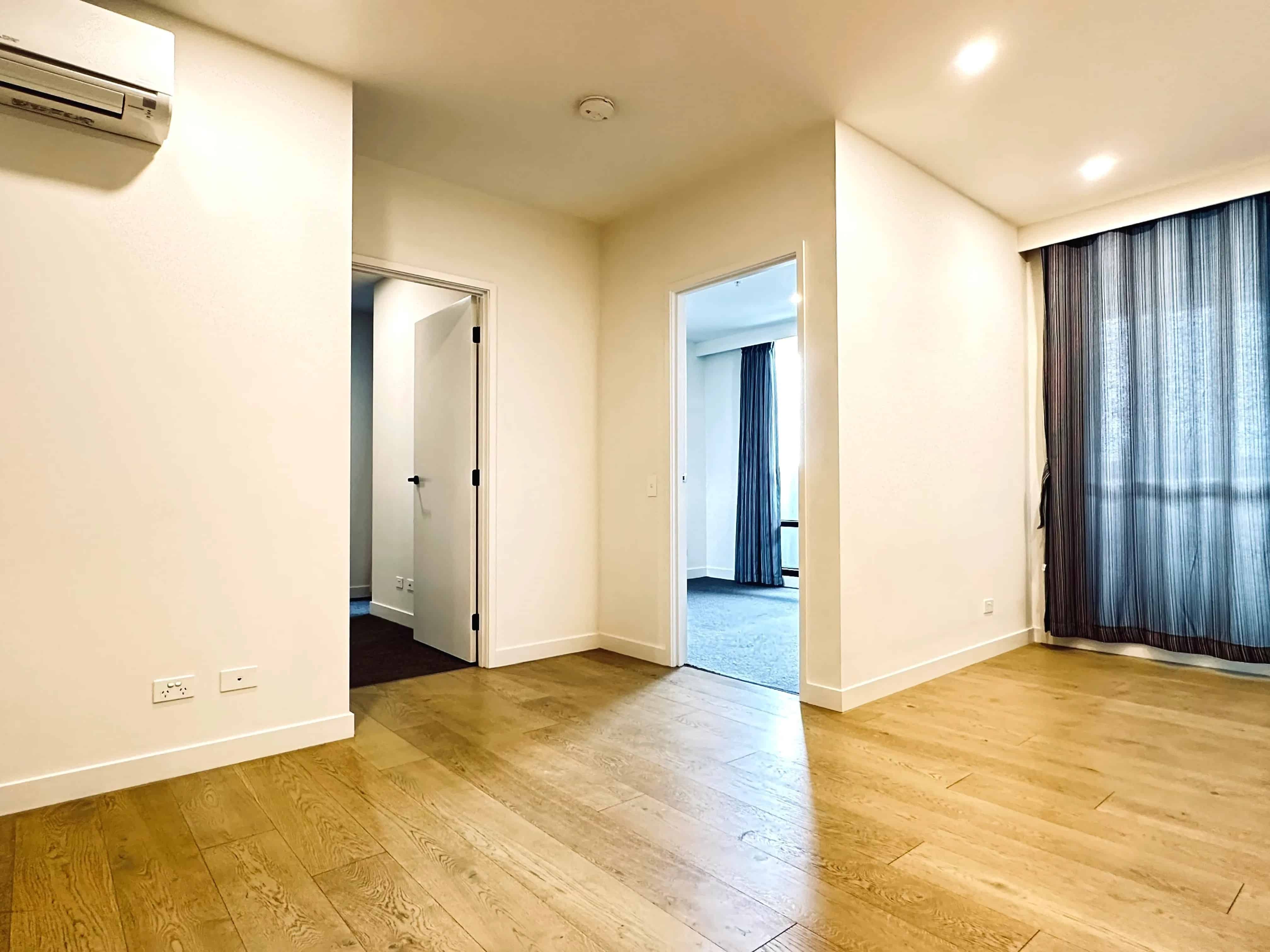 Amenities?w=400&h=260&fit=crop&q=40&auto=format&trim=auto
