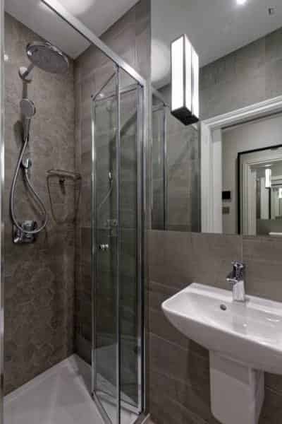 Comfy Studio Near The Marylebone Green Park, London - London, England, United Kingdom - Studio - Bathroom