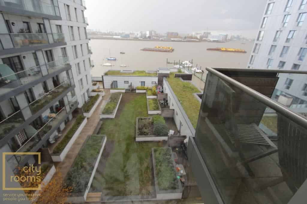 Room in a 4 Bedroom Apartment, Barge Walk, London SE10 0NB - London, England, United Kingdom - Exterior