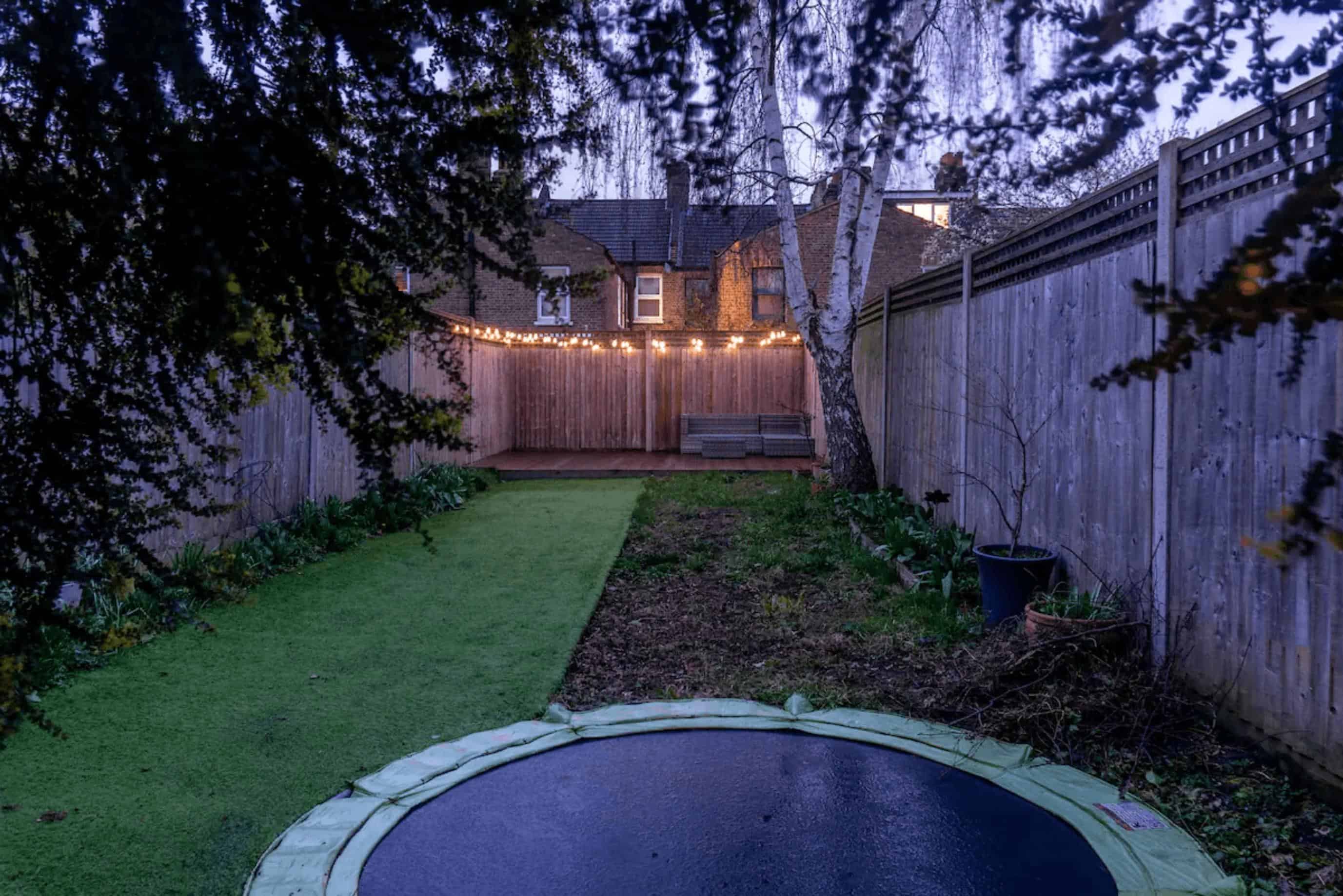 Room in a 4 Bedroom Apartment, Estreham Rd, London SW16 5NT - London, England, United Kingdom - Exterior
