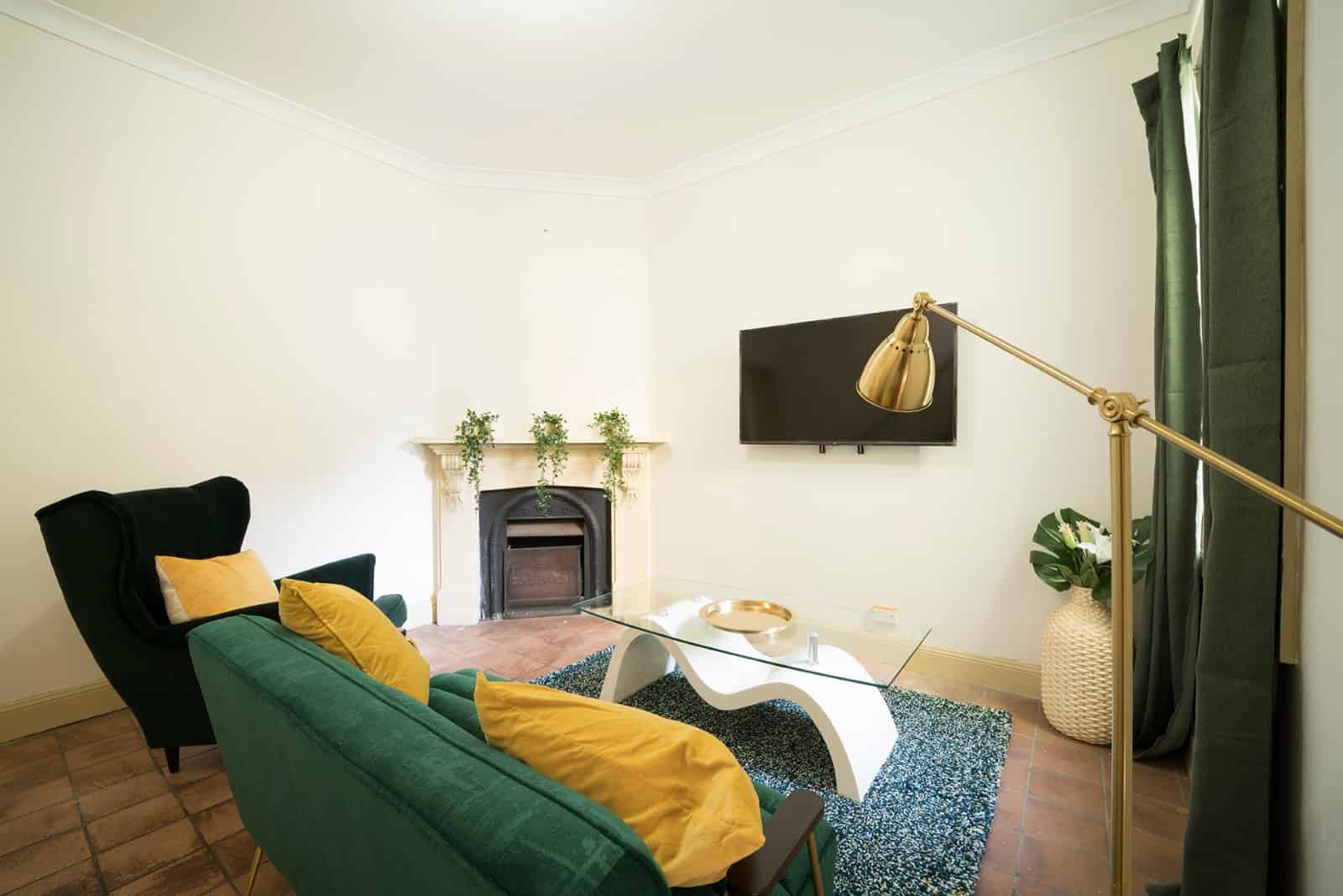 Room in a 4 Bedroom Apartment, 230 Harris, Pyrmont, Sydney - Sydney, New South Wales, Australia - Common Area