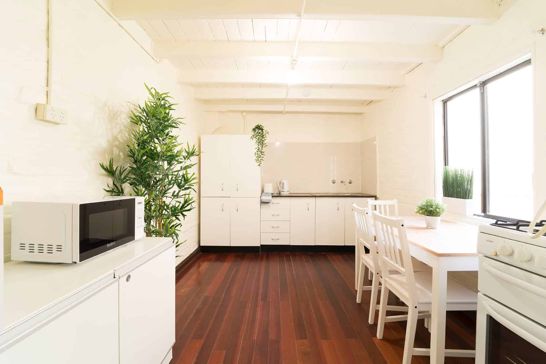 Room in a 5 Bedroom Apartment, 107 Fitzroy, Surry Hills, Sydney - Sydney, New South Wales, Australia - Common Area