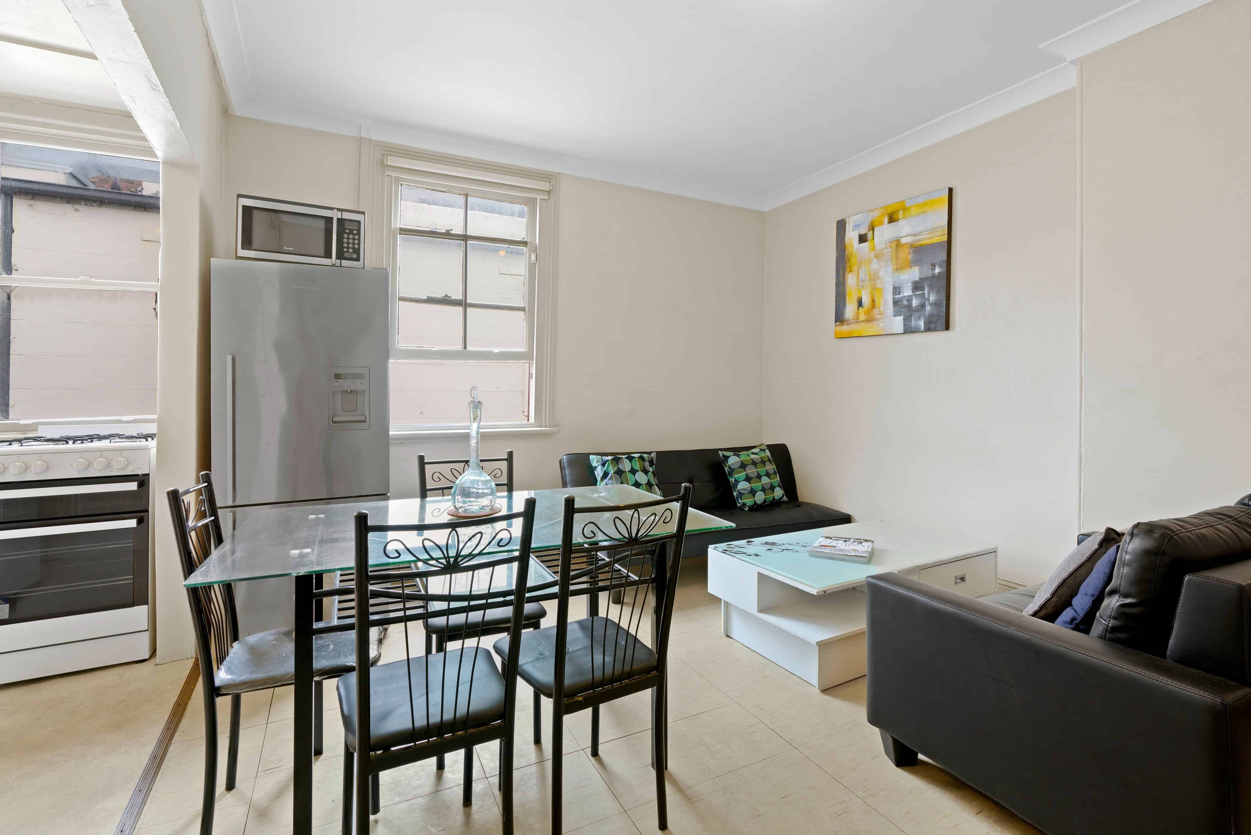 Room in a 4 Bedroom Apartment, 429A Cleveland, Redfern, Sydney - Sydney, New South Wales, Australia - Common Area