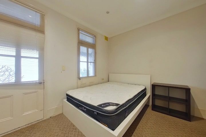Room 4 - Bedroom
