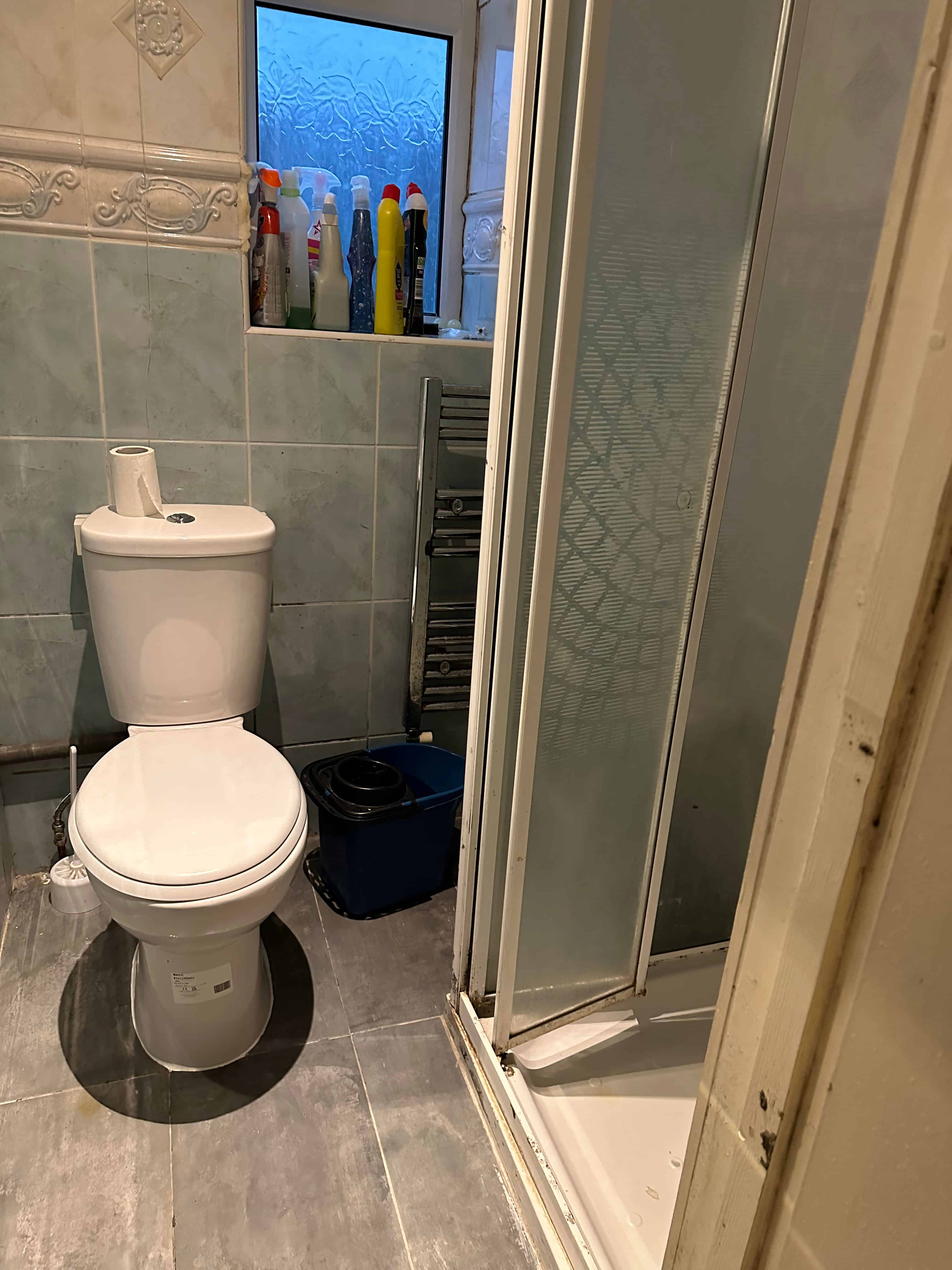 The Mall HA3, London - London, England, United Kingdom - Studio - Bathroom