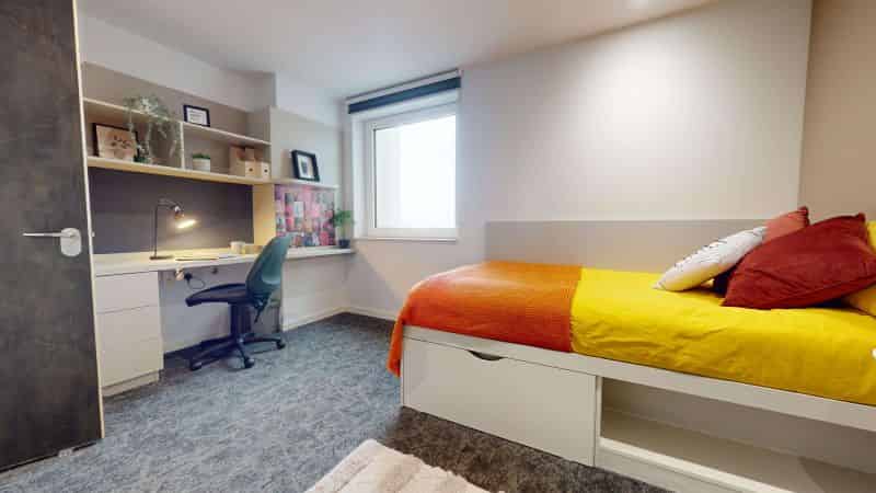 Amenities?w=400&h=260&fit=crop&q=40&auto=format&trim=auto