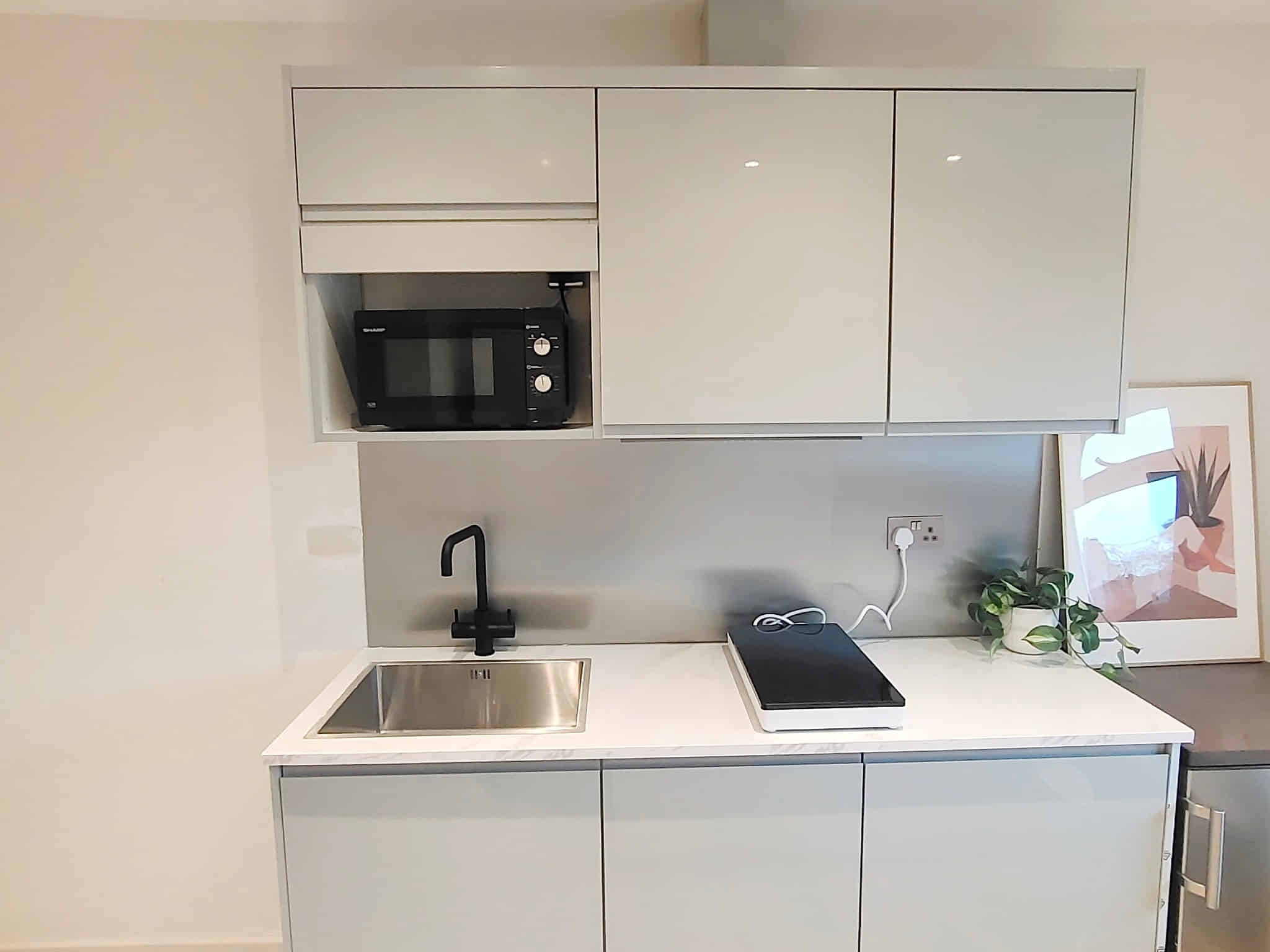 1 Bedroom 1 Bathroom - Amenities?w=400&h=260&fit=crop&q=40&auto=format&trim=auto
