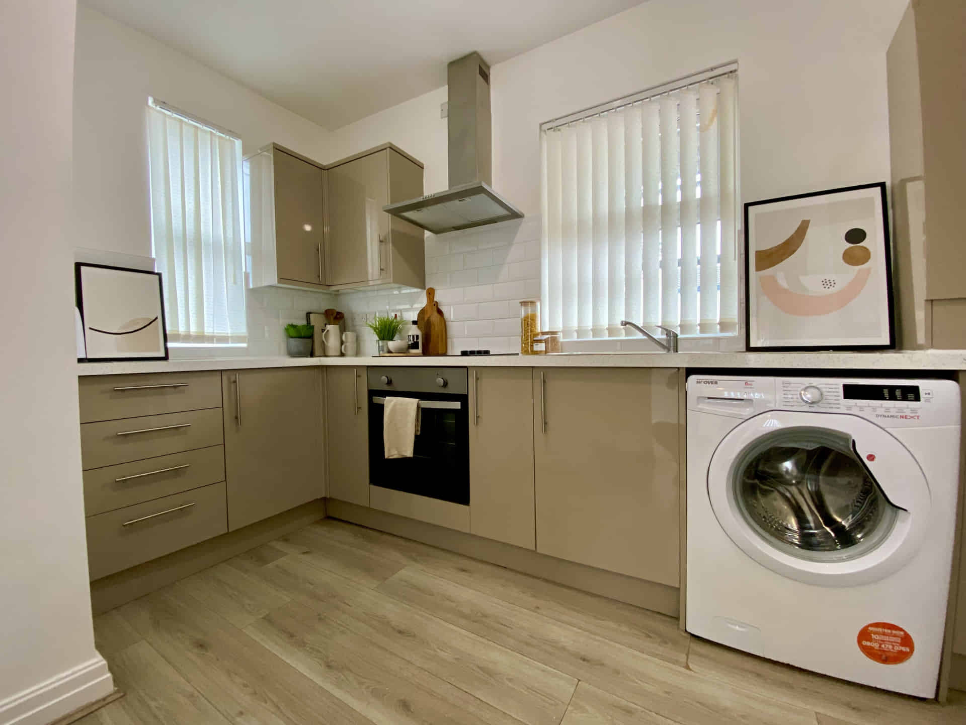  1 Bedroom 1 Bathroom Apartment - 2 - Amenities?w=400&h=260&fit=crop&q=40&auto=format&trim=auto