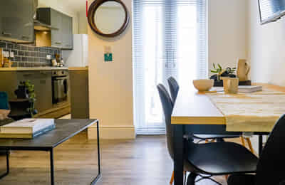 Room in a 6 Bedroom Apartment, 23 Hayden Ave, Manchester M14 4DJ - Manchester, England, United Kingdom - 6 Bedroom 2 Bathroom Apartment - 1 - Kitchen