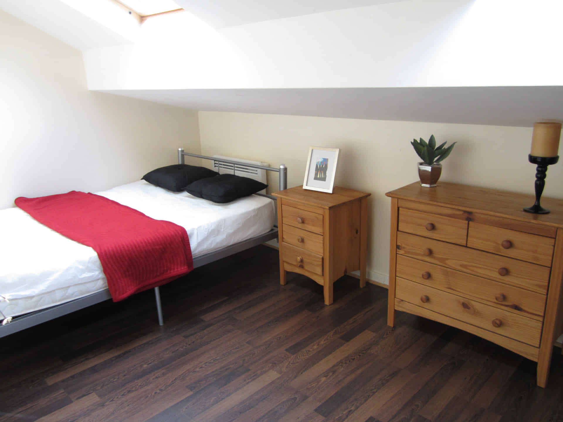  Room in a 2 Bedroom Apartment, 53 Ruskin Ave, Manchester M14 4DG - Manchester, England, United Kingdom - 2 Bedroom 1 Bathroom Apartment - 1 - Bedroom