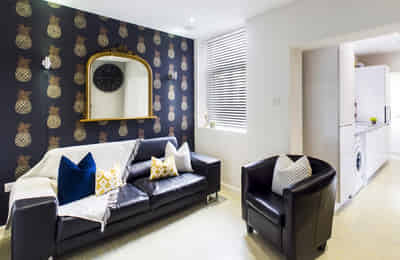 Room in a 4 Bedroom Apartment, 31 Guildford Street, Stoke-on-Trent ST4 2EP - Stoke-on-Trent, England, United Kingdom - 4 Bedroom 1 Bathroom - Common Area