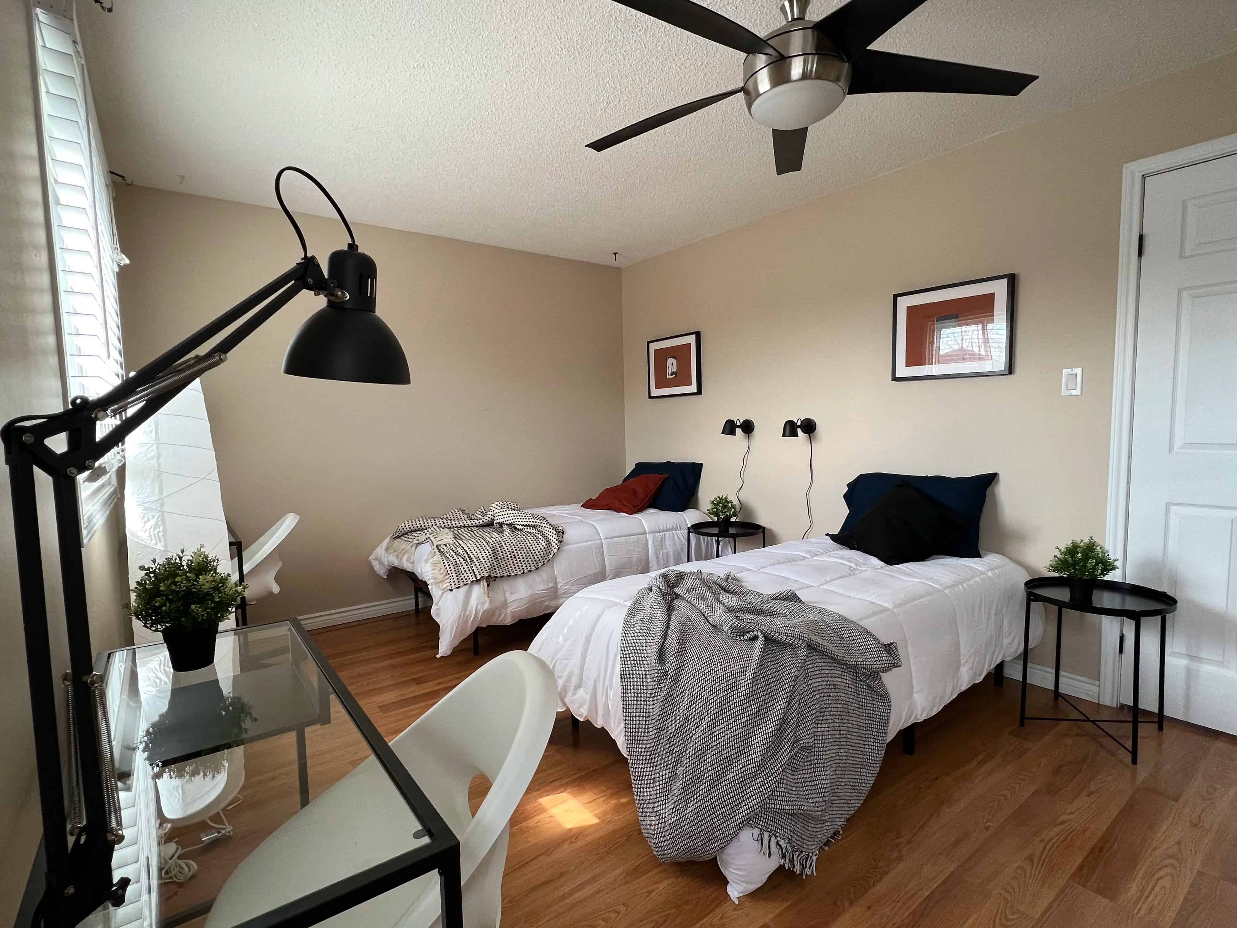 108 Murray St, Toronto - Toronto, Ontario, Canada - Sandyshores Shared Room( 1 Bed 1 Bath ) - Bedroom