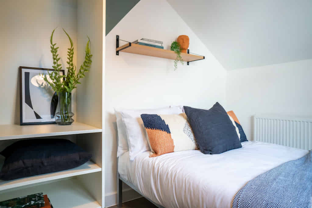 Room in a 4 Bedroom Apartment, 64 D Monson Street, Lincoln  LN5 7SB - Lincoln, England, United Kingdom - Bedroom - Bedroom