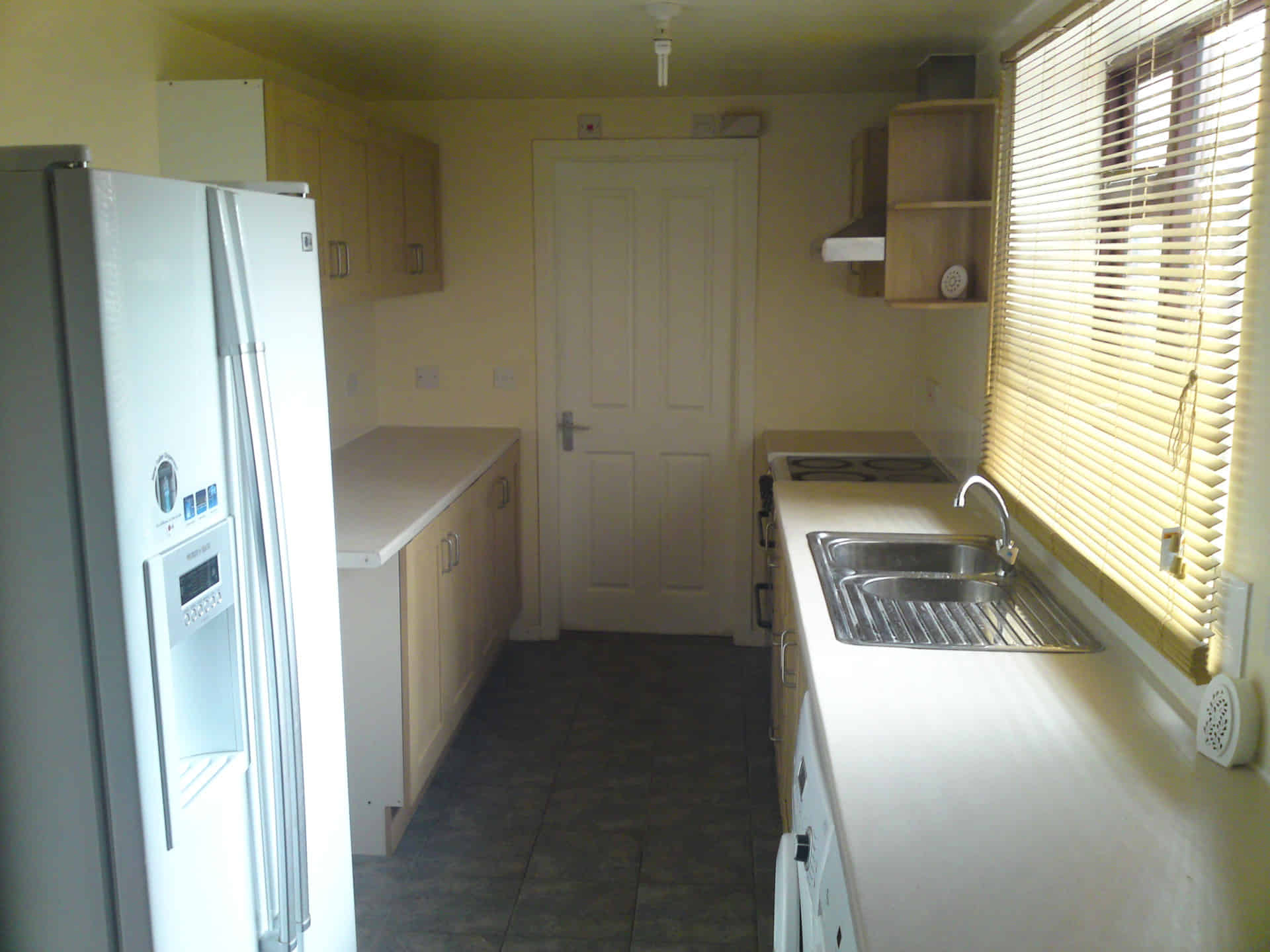 5 Bedroom 2 Bathroom Apartment - 1 - Bedroom?w=400&h=260&fit=crop&q=40&auto=format&trim=auto