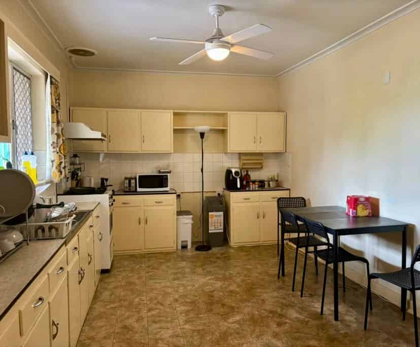 Private Room in a Shared Apartment, Alexander Ave, Campbelltown, Adelaide 5074 - Adelaide, South Australia, Australia - Room 1 - Kitchen