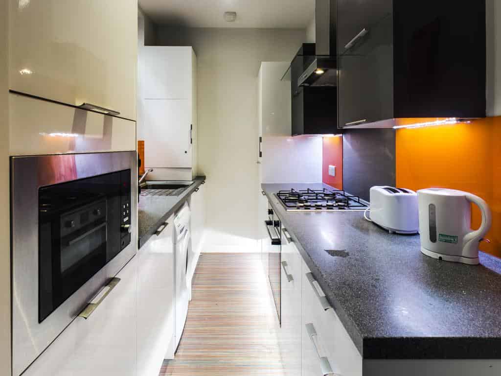 Room in a 3 Bedroom Apartment, 48 Cauldon Road, Stoke-on-Trent ST4 2ED - Stoke-on-Trent, England, United Kingdom - 3 Bedroom 1 Bathroom Apartment - Kitchen