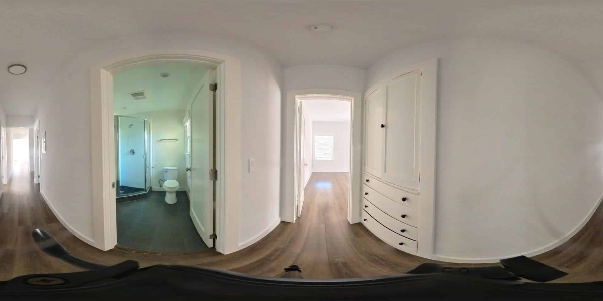 The Hidden Gem, Los Angeles - Los Angeles, California, United States - 4 Bedroom Apartment - Bathroom