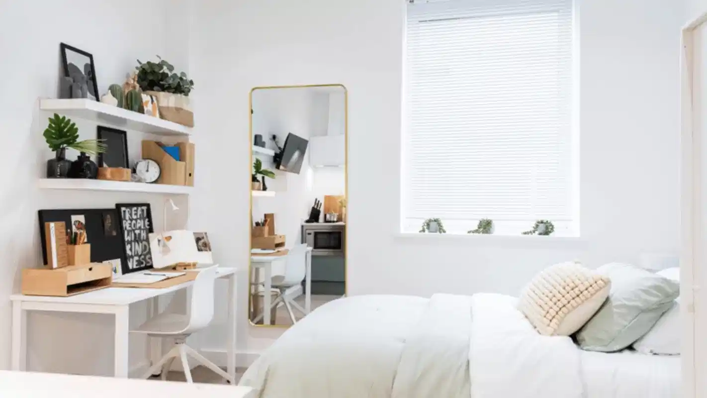 Aire, Stoke-on-Trent - Stoke-on-Trent, England, United Kingdom - Bedroom