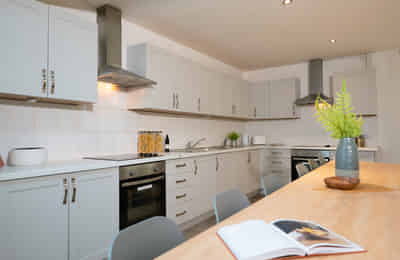 Room in a 3 Bedroom Apartment,10 Eileen Grove, Manchester M14 5WE - Manchester, England, United Kingdom - 3 Bedroom 1 Bathroom Apartment - Kitchen