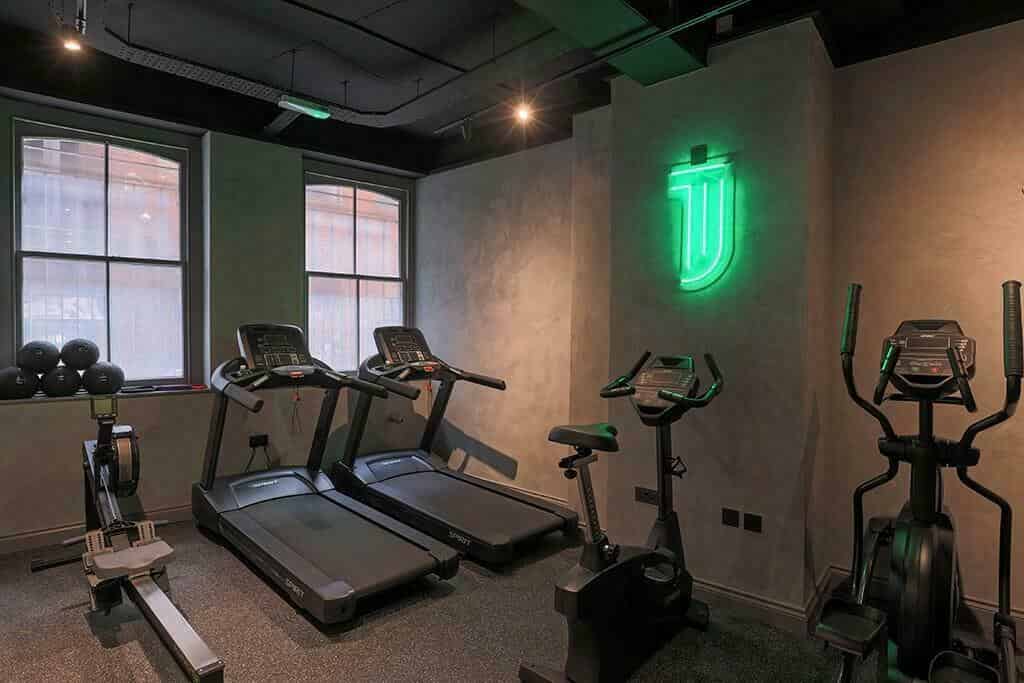 Room in a 2 Bedroom Apartment, Dantzic St, Manchester M4 2AD (Flat 7) - Manchester, England, United Kingdom - Amenities