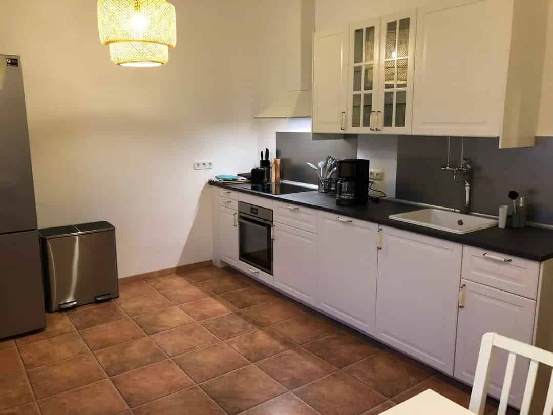 Eckenheimer Landstraße 103, Frankfurt - Frankfurt, Germany - Kitchen