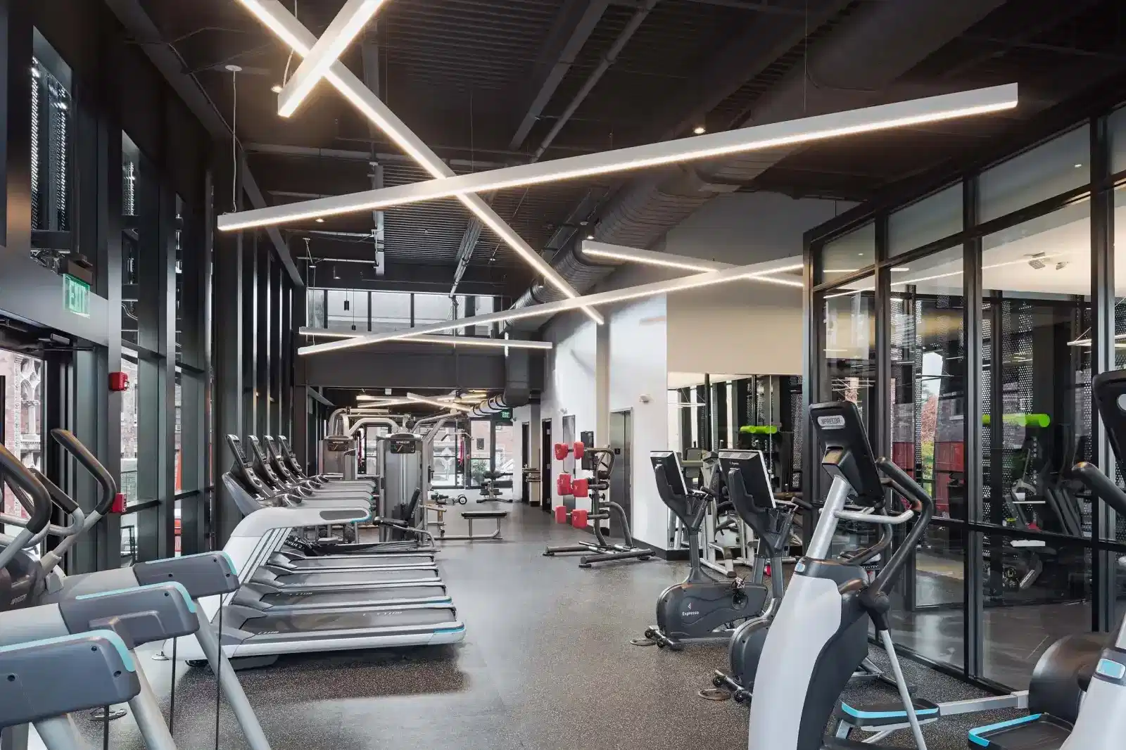 Hamilton Court, Philadelphia - Philadelphia, Pennsylvania, United States - Amenities