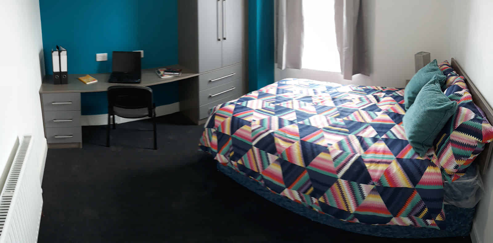 Room in a 5 Bedroom Apartment, 48 Kensington Road, Middlesbrough - Middlesbrough, England, United Kingdom - 5 Bedrooms - Bedroom