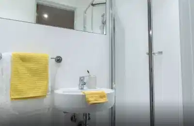 Amenities?w=400&h=260&fit=crop&q=40&auto=format&trim=auto