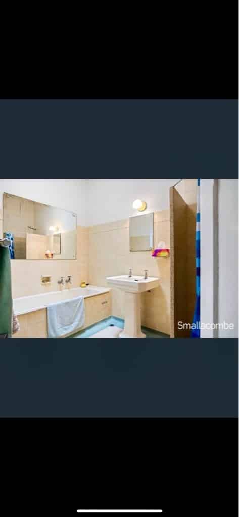 Room in 7 Bedroom Apartment, 32 Godfrey Terrace, Leabrook, City of Burnside, 5068 (Room 2) - Adelaide, South Australia, Australia - Bedroom 1 - Bathroom