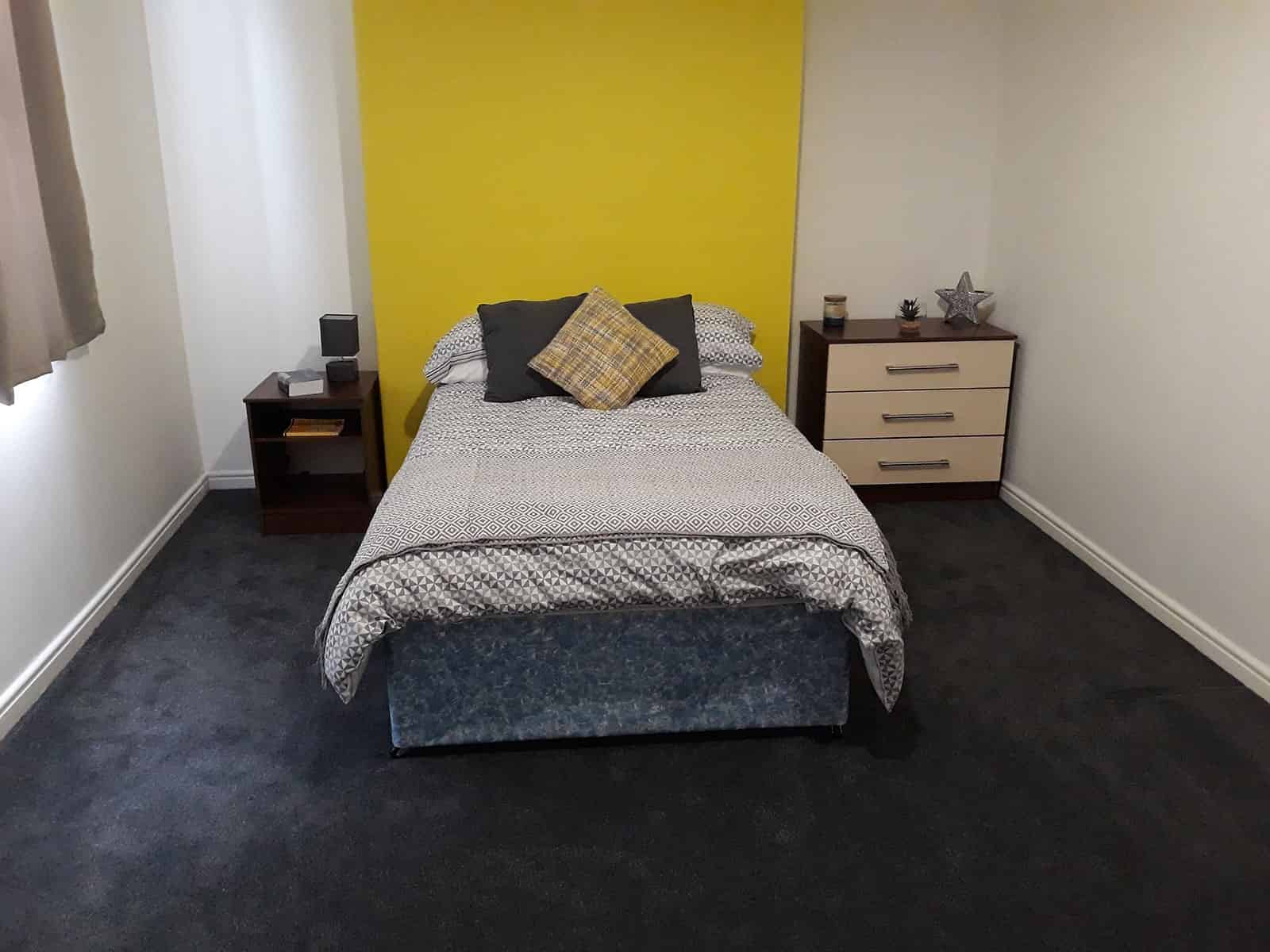 Room in a 6 Bedroom Apartment, 14 Woodlands Road, Middlesbrough - Middlesbrough, England, United Kingdom - Bedroom 2 - Bedroom