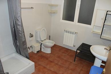 Room 1 - Bathroom