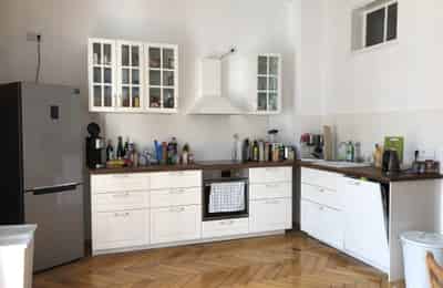 Amenities?w=400&h=260&fit=crop&q=40&auto=format&trim=auto