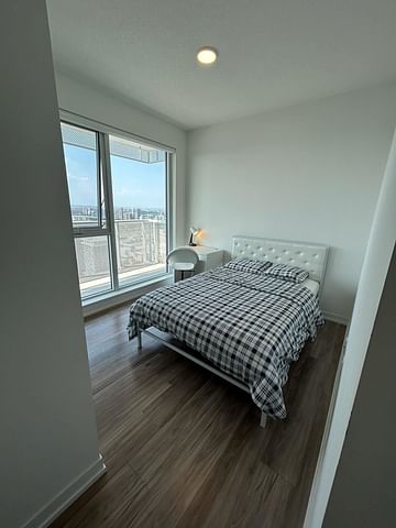 Deluxe Room - Bedroom