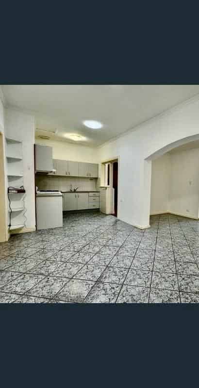 Room in a 4 Bedroom Apartment, 32 Dartmouth Street, West Croydon, City of Charles Sturt, 5008 (Room 3) - Adelaide, South Australia, Australia - 4 Bed 2 Bath - Kitchen