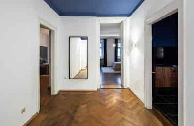 Amenities?w=400&h=260&fit=crop&q=40&auto=format&trim=auto