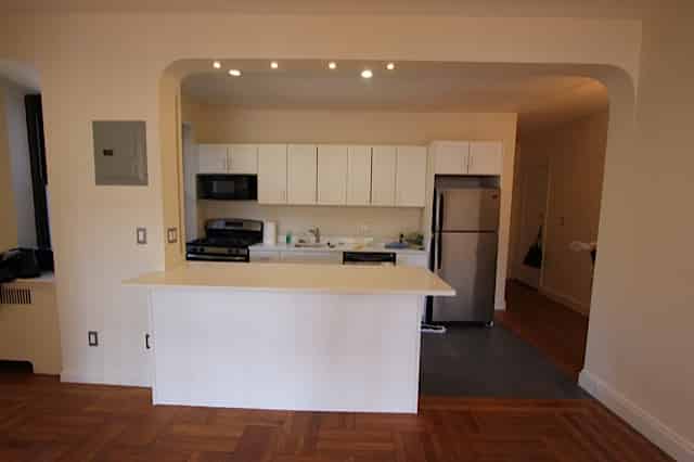 341 West 30th St, New York - New York City, New York, United States - Kitchen