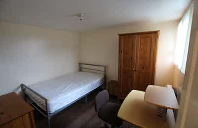 Bedroom 7 - Bedroom