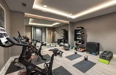 2801 Main St, Irvine - Irvine, California, United States - Amenities