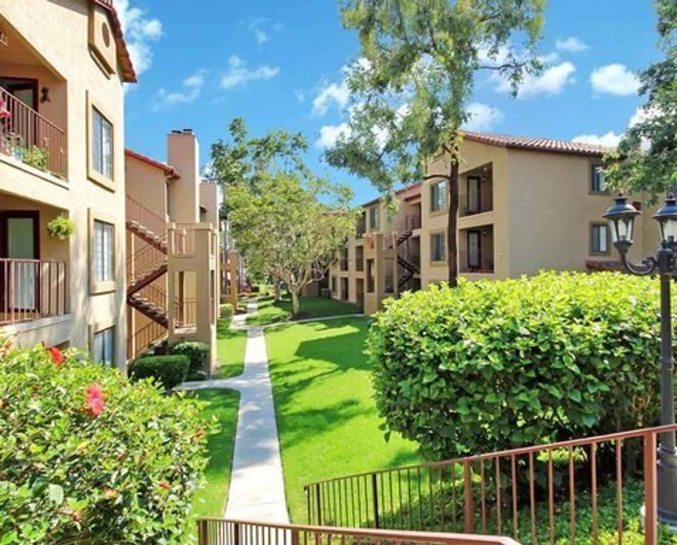 7524 Charmant Dr, San Diego - San Diego, California, United States - Exterior